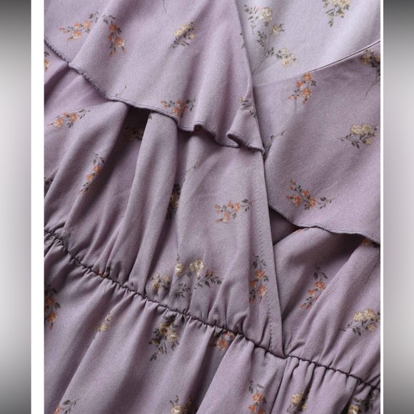 BloomChic Plus Size 3XL Ditsy Floral Wrap Ruffle Cap Sleeve Split Hem Dress us22 - Picture 5 of 7